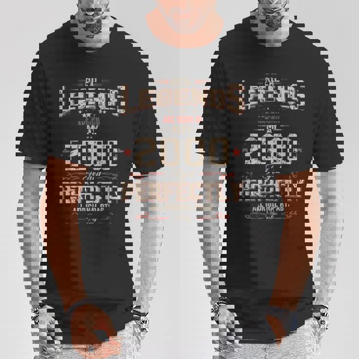 25 歳の誕生日 男性 オリジナル 5月 ヴィンテージ 2000 年 ギフト Tシャツ 面白い贈り物