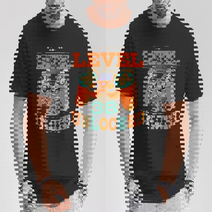 38歳の誕生日プレゼント 38歳 男性と女性、ビデオゲーム 1983年生まれ Tシャツ 面白い贈り物