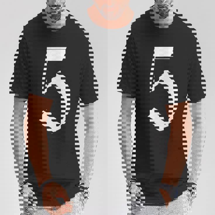 5番目 古英語の中世スタイルの五 Tシャツ 面白い贈り物