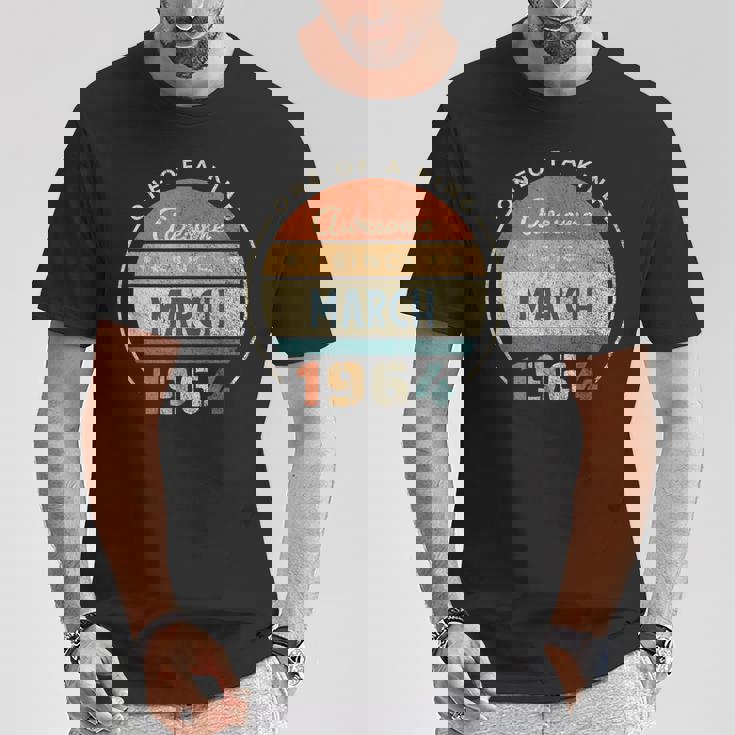 60歳の誕生日ギフト 男性 女性 60歳 3月 1964 Tシャツ 面白い贈り物