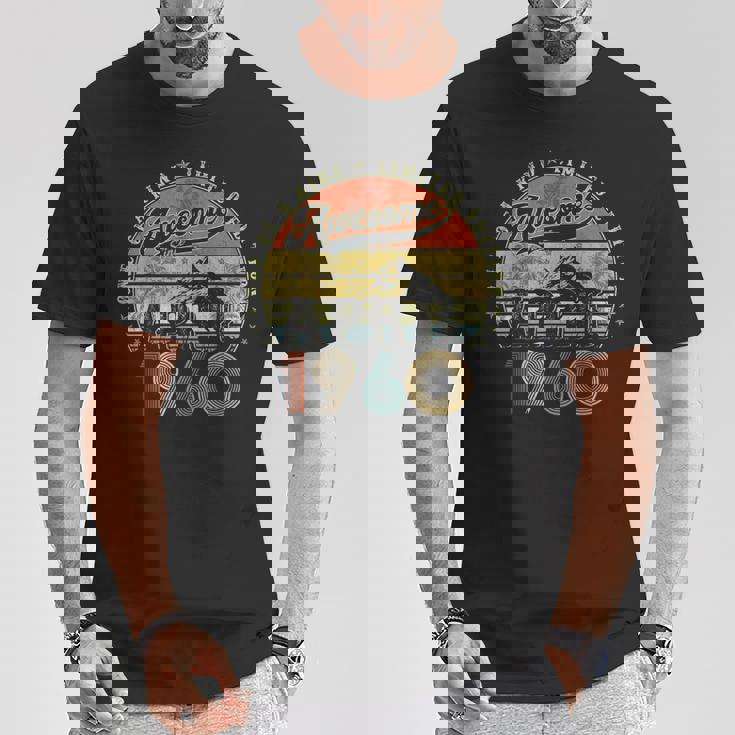 65歳の誕生日プレゼント 男性用 1960年4月 65歳の誕生日 Tシャツ 面白い贈り物