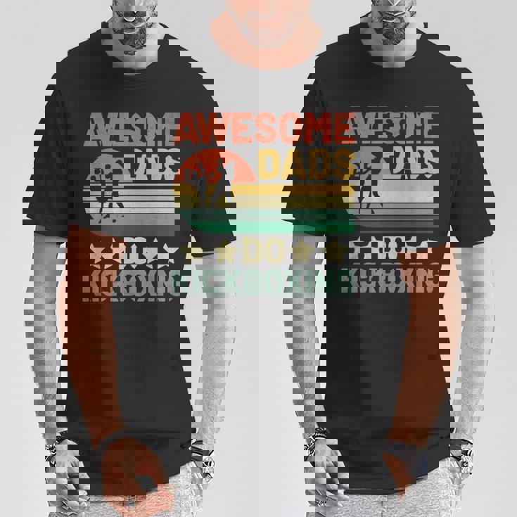 Awesome Dads Do キックボクシング キックボックス キックボクサー Tシャツ 面白い贈り物