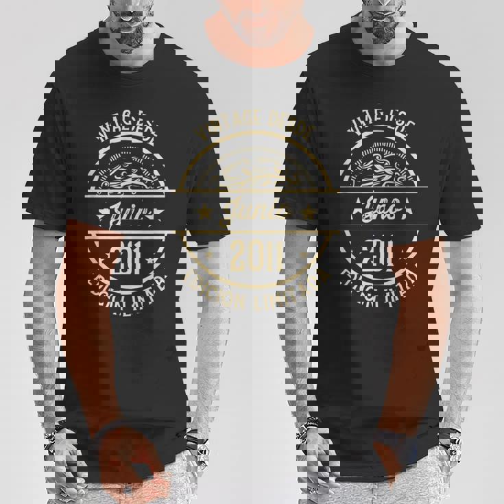 Cumpleaños Hombre Regalosintage Desde Junio 2011 Camiseta unisex Regalos divertidos