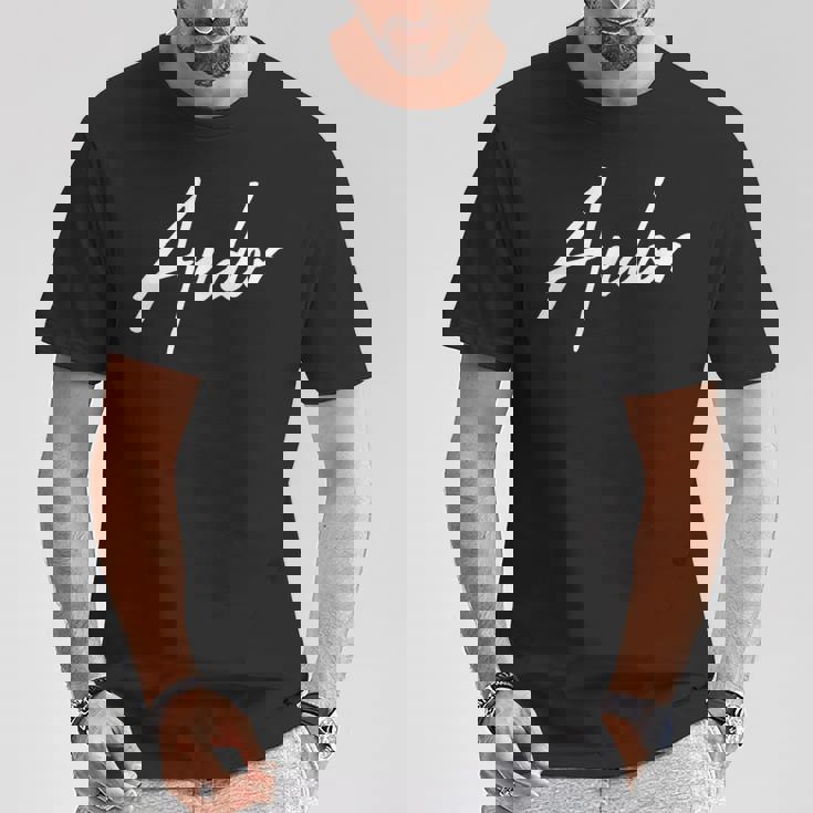 Elegant Handwritten Font Andor Calligraphy Tシャツ 面白い贈り物