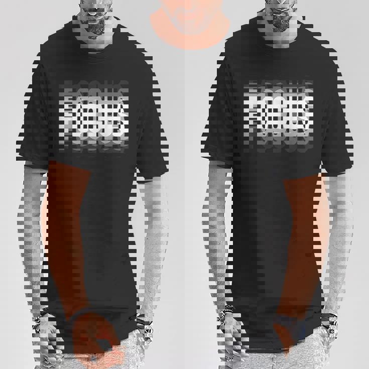 Focus クール トリッピー オプティカル イリュージョン Tシャツ 面白い贈り物