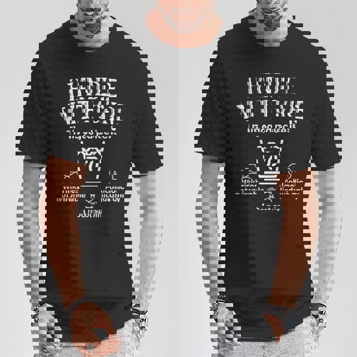 Handle With Care This Good Piece Is 70 70年 70歳の誕生日 Tシャツ 面白い贈り物