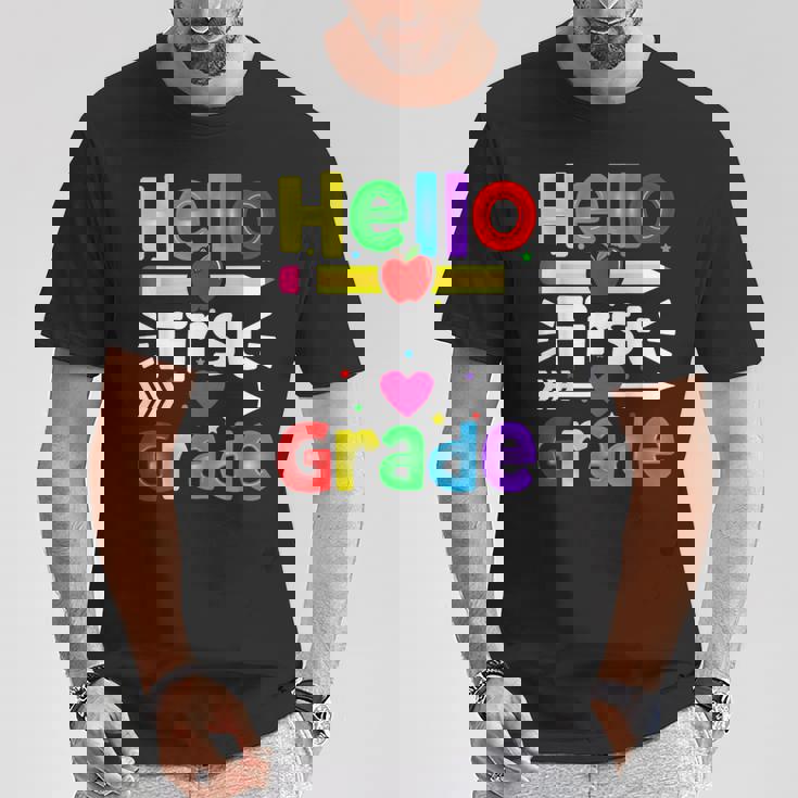 Hello First Grade Back Tochool 1St Day Of 1St Grade Tシャツ 面白い贈り物