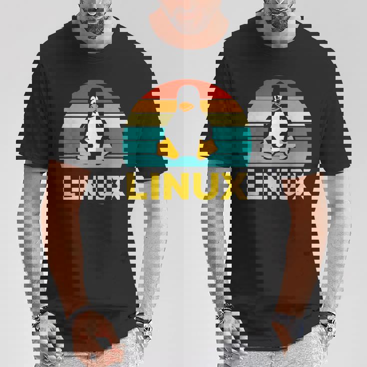 Linux レトロ ヴィンテージ ペンギン オタク ペンギン オペレーティング システム オタク Tシャツ 面白い贈り物