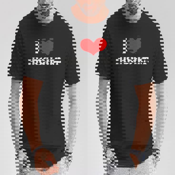 I Love Hiroshima 愛 ハート 広島 広島県 日本 お土産 かわいい おしゃれ Tシャツ 面白い贈り物