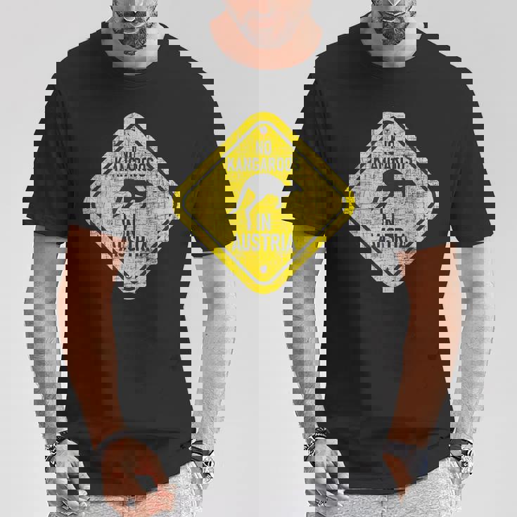 No Kangaroos In Austria 動物飼育係 野生動物 愛好家 Tシャツ 面白い贈り物