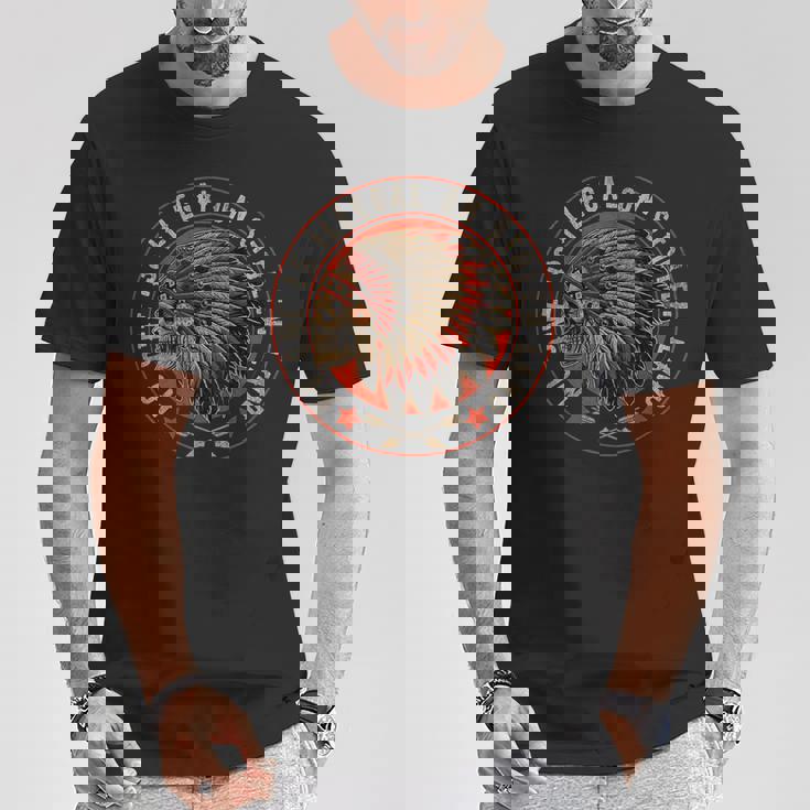 No One Is Illegal Ontolen Land 先住民移民 Tシャツ 面白い贈り物