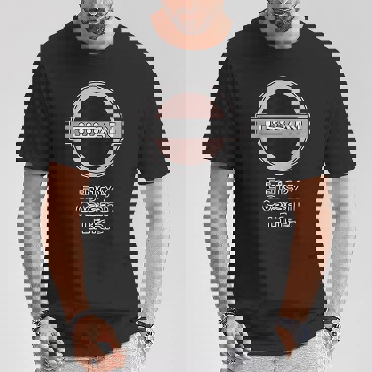 Ossan おっさん（車好き ロゴ エンブレム パロディ）【変なtシャツ屋さん】文字 メッセージ 面白い デザイン Tシャツ 面白い贈り物