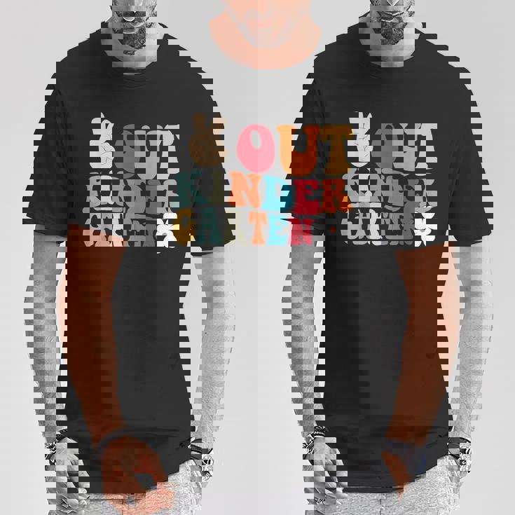 Peace Out 幼稚園 卒業 ピースアウト 幼稚園 Tシャツ 面白い贈り物