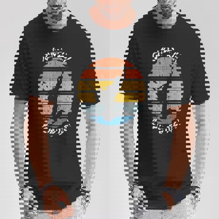 Rock 'N' Roll Never Die Rock 'N' Roll Never Dies デザイン Tシャツ 面白い贈り物