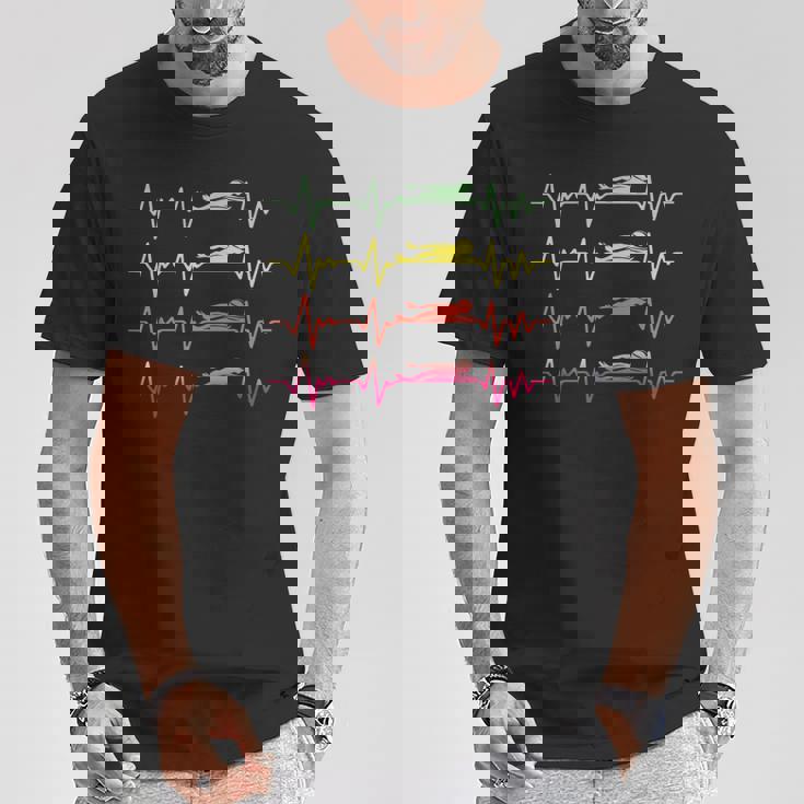 Swimmer スイミング ハートビート バタフライ ファニースイム Tシャツ 面白い贈り物