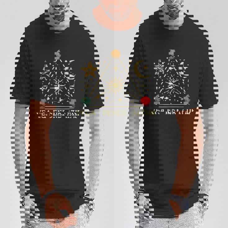 Vega Deneb Altair 夏の三角形の星座 星座 Tシャツ 面白い贈り物