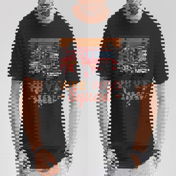 Wee Wooquad 消防車 消防士 ヴィンテージ 消防車 Tシャツ 面白い贈り物