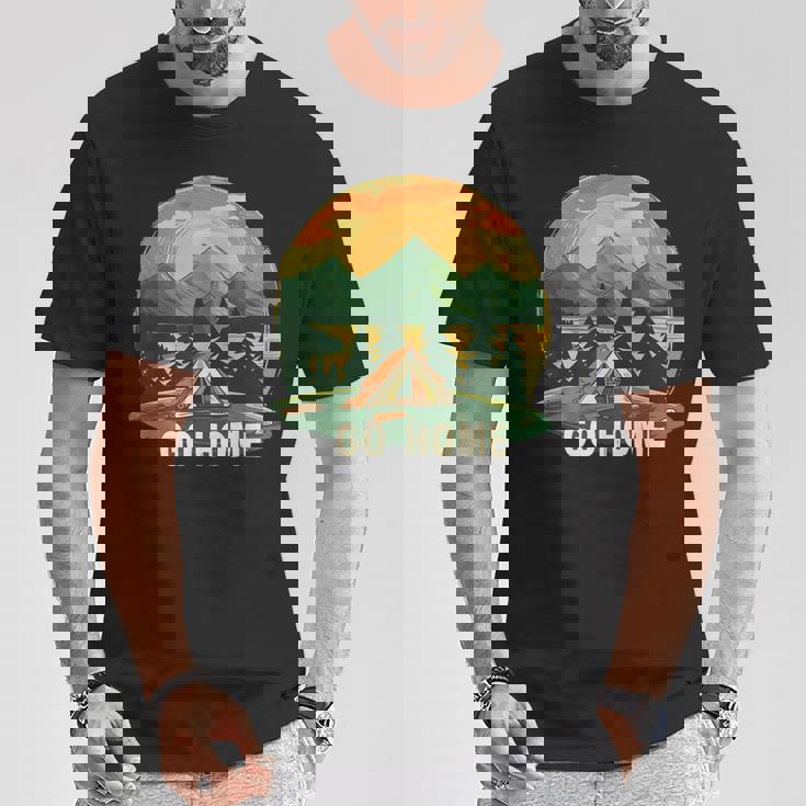 おかしなゴー・ホーム・セイングとテントのネイチャーコスチューム。 Tシャツ 面白い贈り物