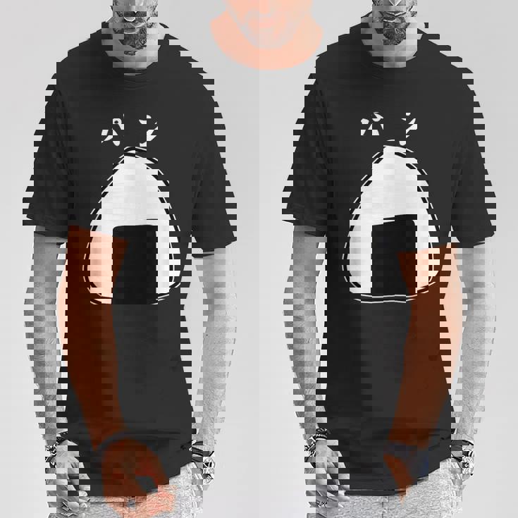 おにぎりパン パンとおにぎり：伝統とモダンの融合 Tシャツ 面白い贈り物