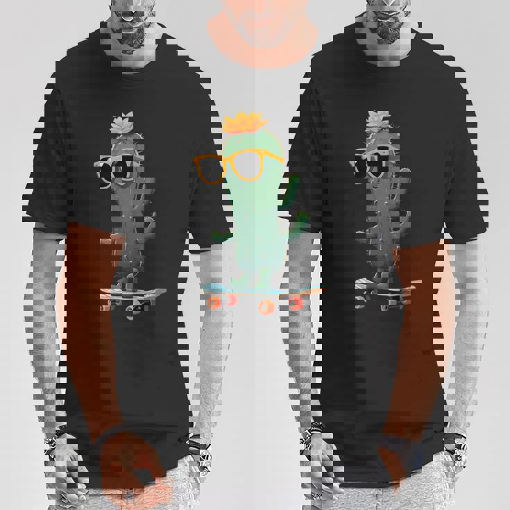 かわいいサボテン スケートボード カッコいい サボテン Tシャツ 面白い贈り物