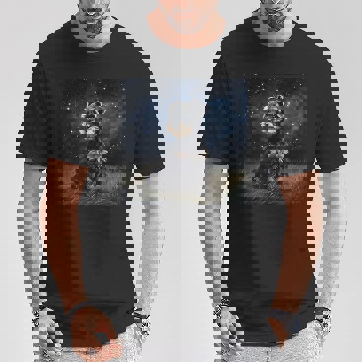 かわいいミニチュアシュナウザーの星空の犬 夜の絵画 Tシャツ 面白い贈り物