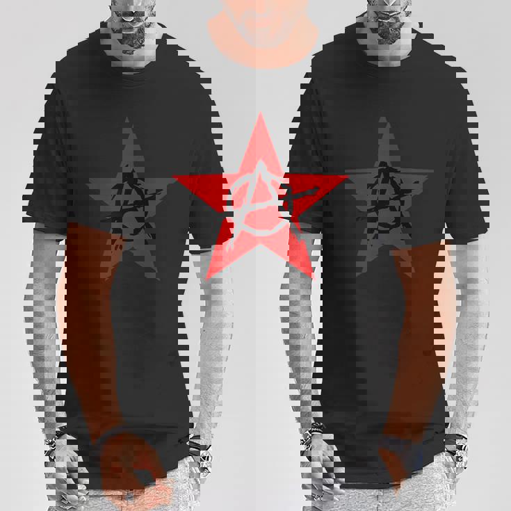 アナーキーサイン、ブラック、レッド、星、海賊、反逆者、パンク、アンチ。 Tシャツ 面白い贈り物