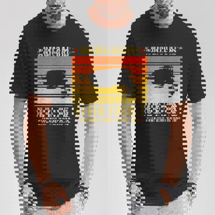 アノマロカリスは絶滅した節足動物を決して忘れない Tシャツ 面白い贈り物