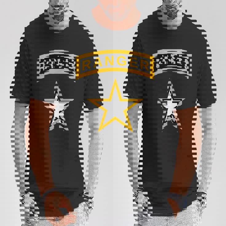 アメリカ合衆国陸軍レンジャータブとスターミリタリー。 Tシャツ 面白い贈り物