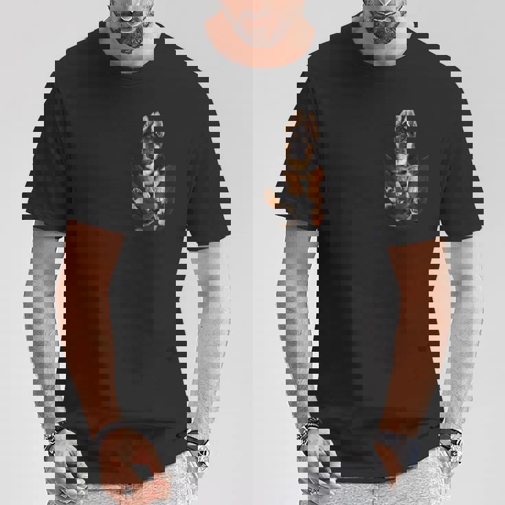 アルザス愛好家のためのポケットに入った面白いジャーマンシェパード Tシャツ 面白い贈り物