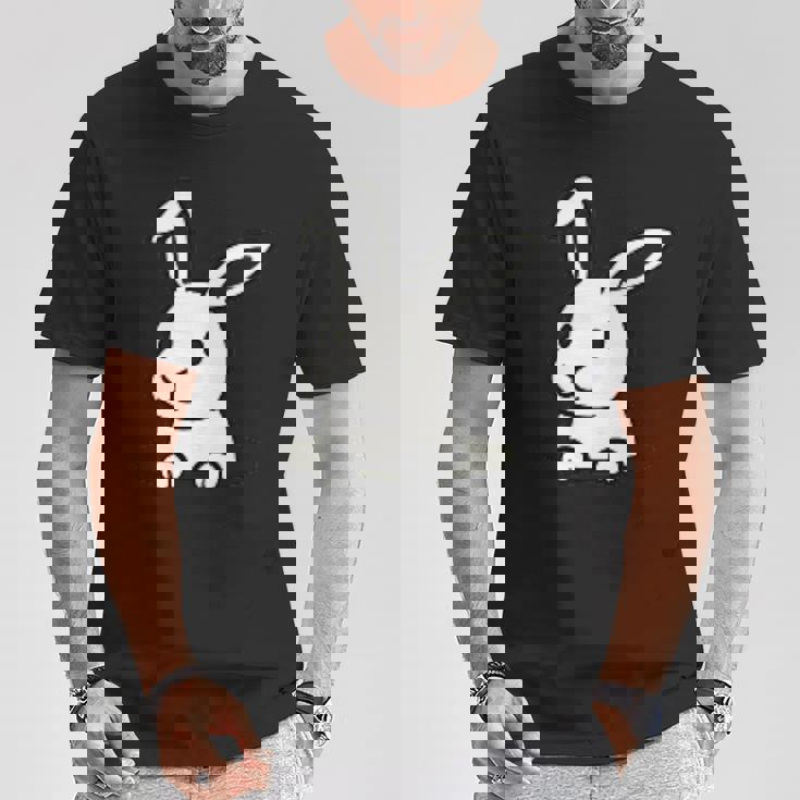 ウサギの穴から出てトラブルに巻き込まれる Tシャツ 面白い贈り物