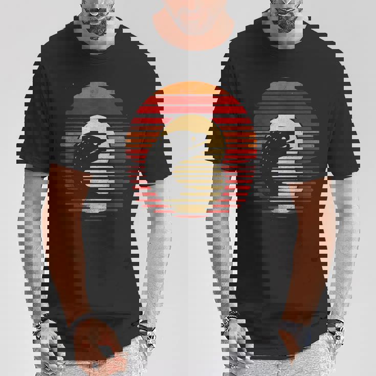 ウツボ サンセット レトロスタイル サファリ ヴィンテージ 70年代 釣り Tシャツ 面白い贈り物