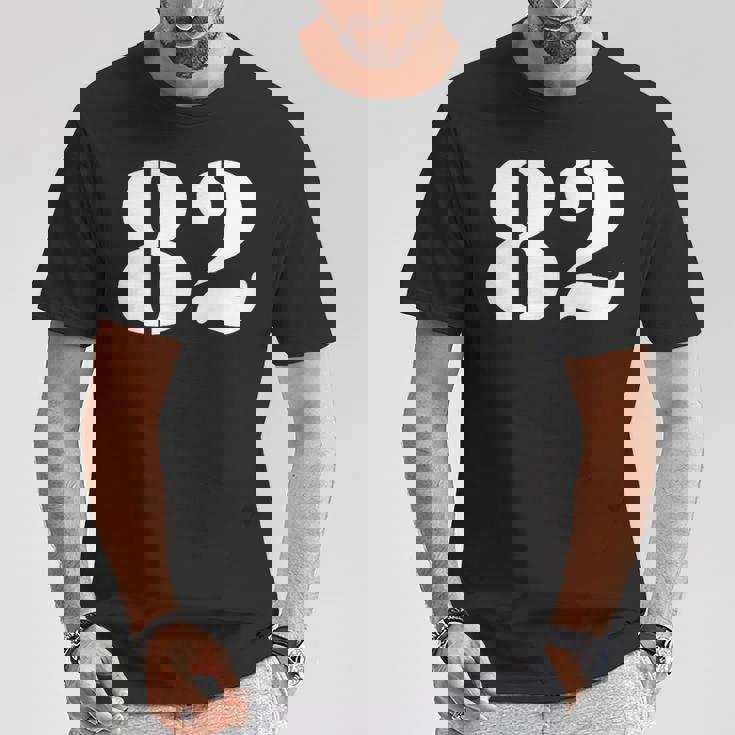 エイティツー 数字 82 ナンバー Tシャツ 面白い贈り物