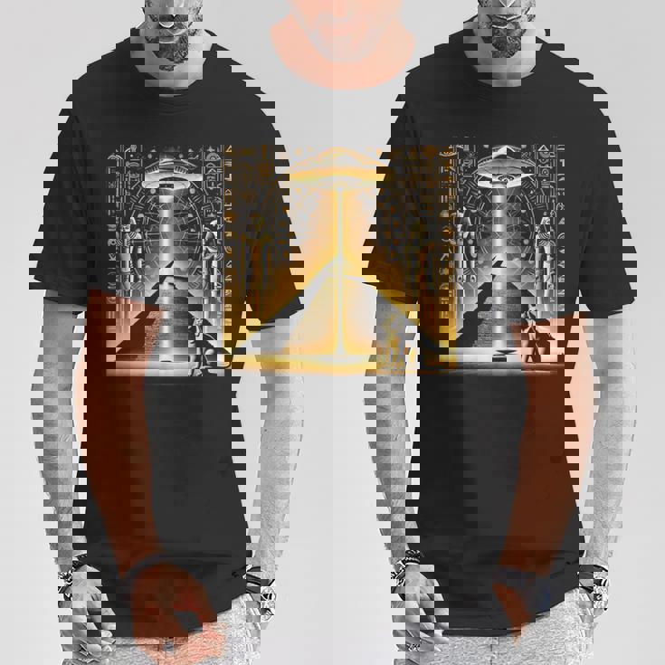 エジプトピラミッドufo猫と光エネルギー Egypt Ufo Pyramid Beam Tシャツ 面白い贈り物
