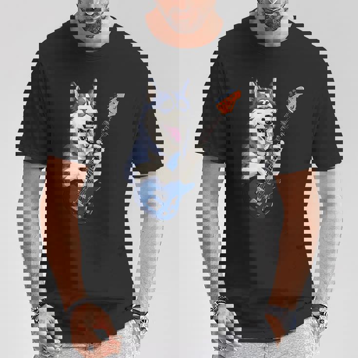 エレキギターを弾く面白いシベリアンハスキー犬ミュージシャン Tシャツ 面白い贈り物