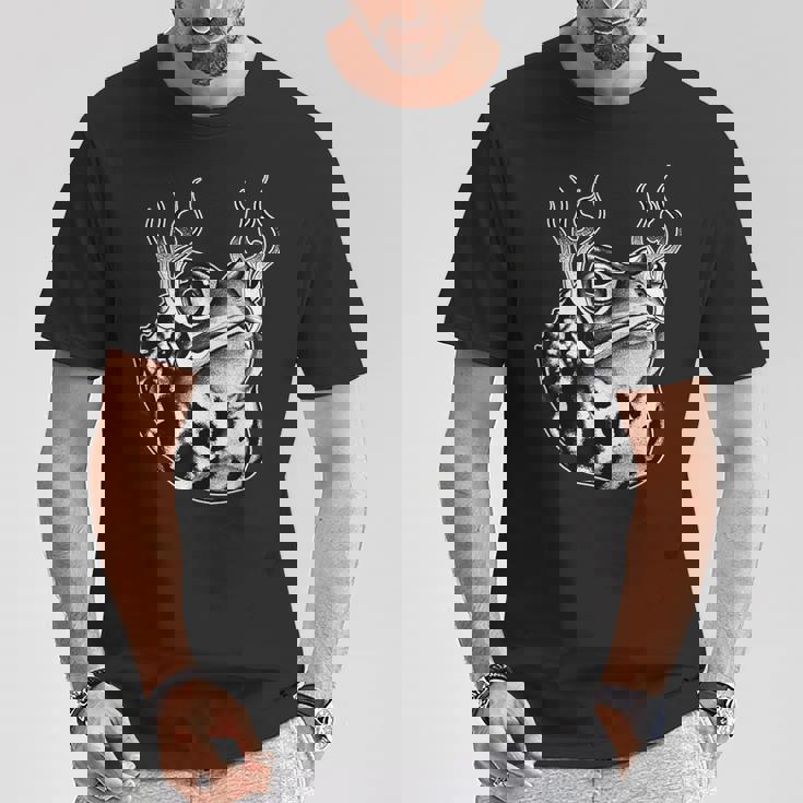 カエル ウシガエル ヒキガエル 炎 ブラックワーク Tシャツ 面白い贈り物