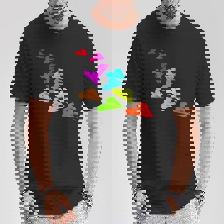 カラフルな紙飛行機デザイン 飛行機愛好家向け Tシャツ 面白い贈り物