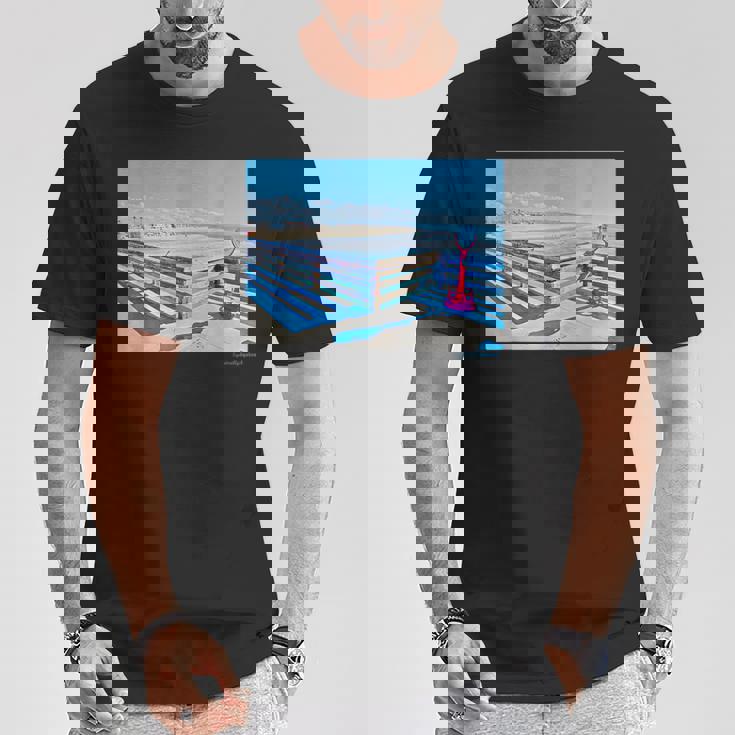 カリフォルニアの桟橋からのカラフルな海の景色 Tシャツ 面白い贈り物