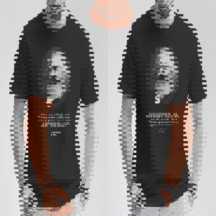 カール・マルクス 名言 哲学者の哲学 賢いマルクス主義ストイック Tシャツ 面白い贈り物