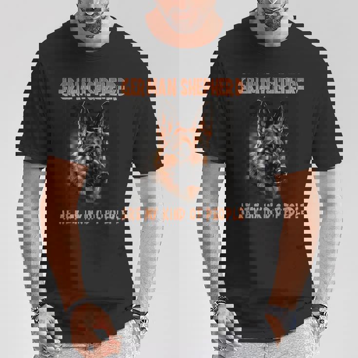ジャーマンシェパードは私の好みのタイプ オーナー ジャーマンシェパード Tシャツ 面白い贈り物