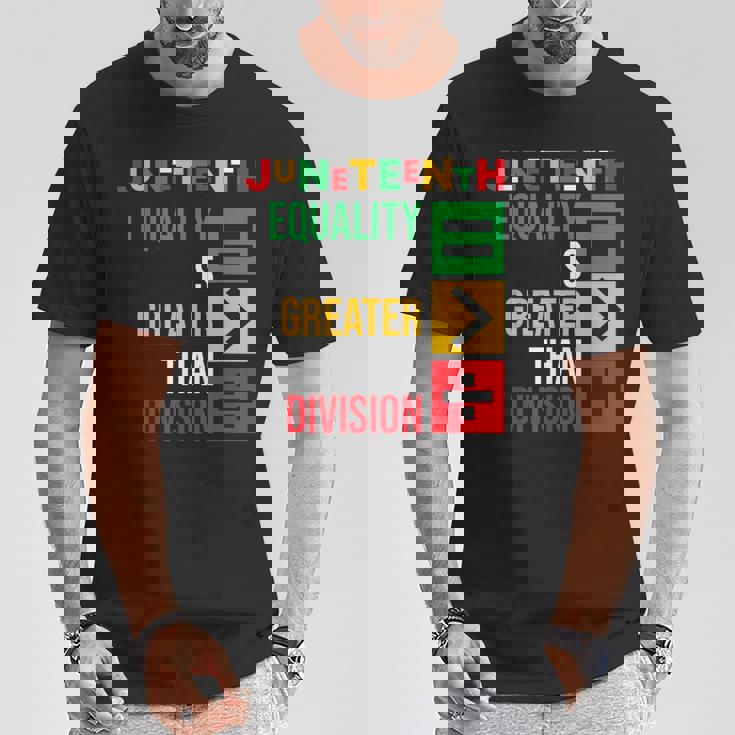 ジューンティーンスの平等は分裂よりも大きい Tシャツ 面白い贈り物