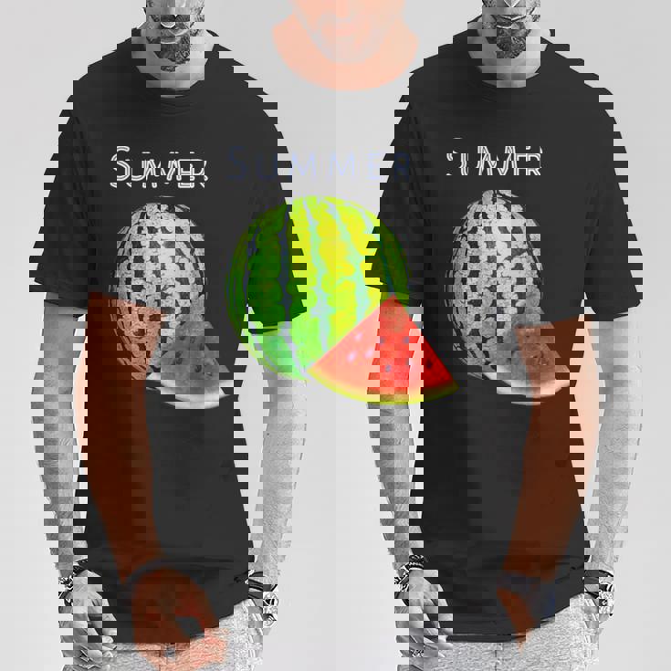 スイカ・夏【 サマータイム 】リゾート・夏 大好き／面白 イラスト Tシャツ 面白い贈り物