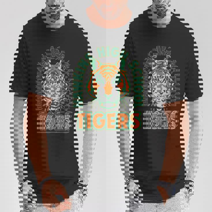 ストレンジャー・シングス ホーキンス・ハイ・タイガース 凝視ファン記念品 Tシャツ 面白い贈り物