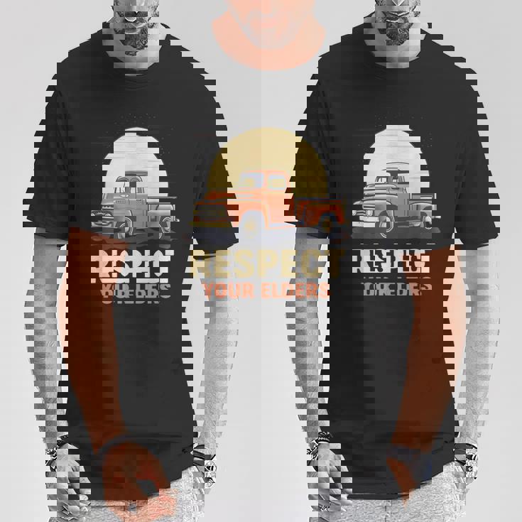 トラック ヴィンテージ オールド クラシック 学校 アメリカン ピックアップ レトロ ファーム Tシャツ 面白い贈り物