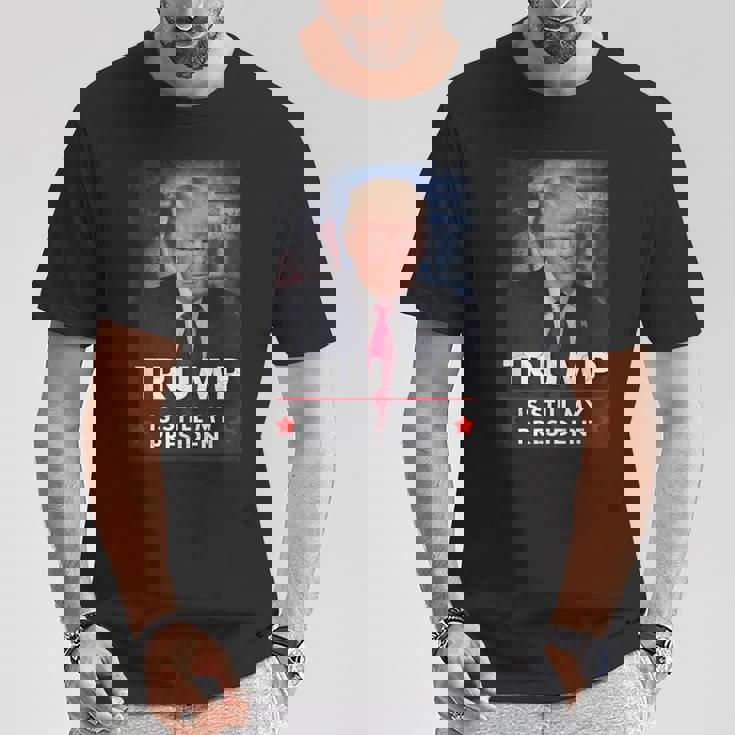 トランプはまだ私の大統領です Tシャツ 面白い贈り物