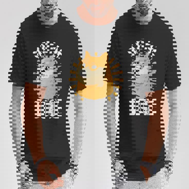 ドージコイン クリプト ライド ザ ドージ 面白い Memecoin Tシャツ 面白い贈り物