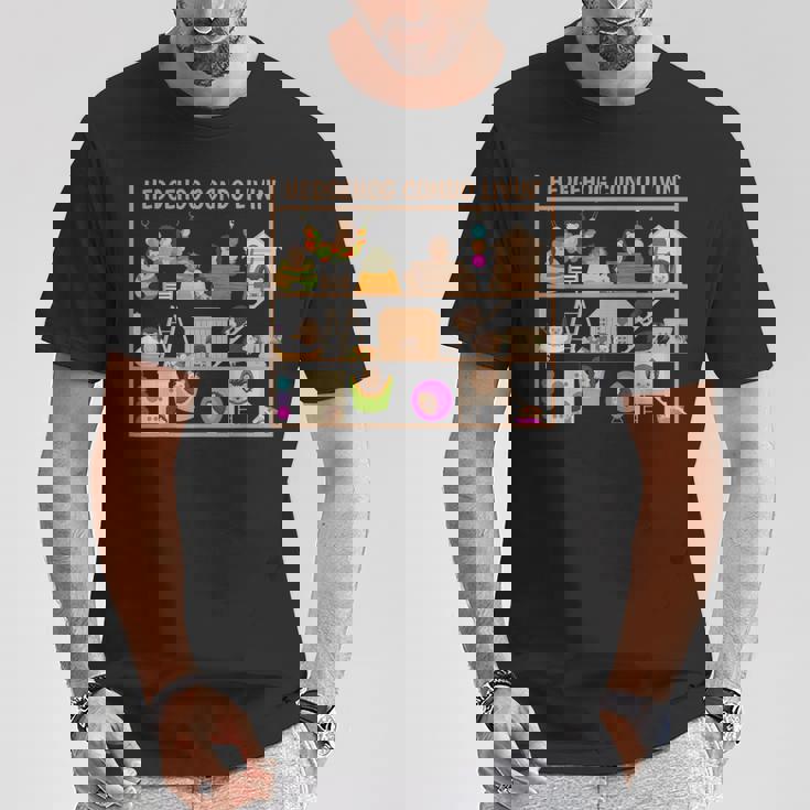 ハリネズミのコンドミニアムの生活のおもちゃ ヘイベッドの隠れ家の家 Tシャツ 面白い贈り物