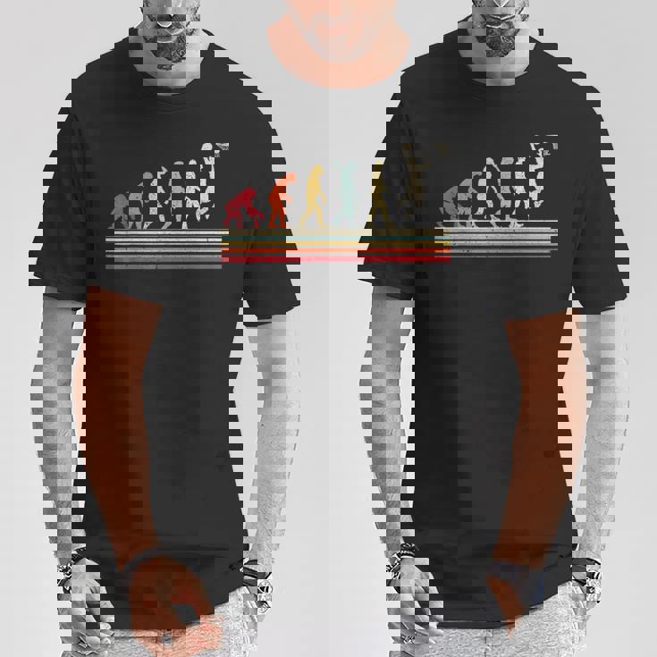 バスケットボール選手のためのレトロなバスケットボールエボリューションダンキング。 Tシャツ 面白い贈り物