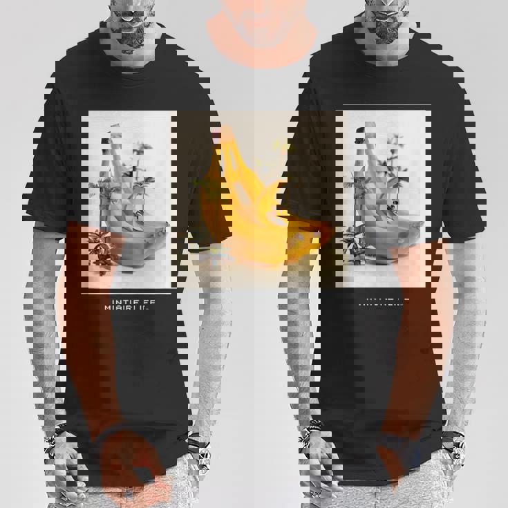 バナナの波はよく滑る Tシャツ 面白い贈り物