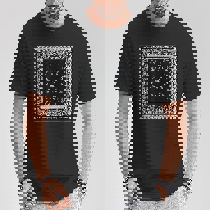 メンズ ブラック ホワイト バンダナ プリント ブラック ペイズリー柄 Tシャツ 面白い贈り物