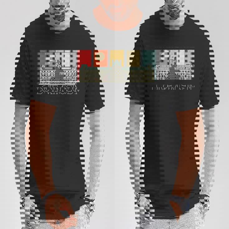 パリのルーブル美術館 フランス観光 Tシャツ 面白い贈り物